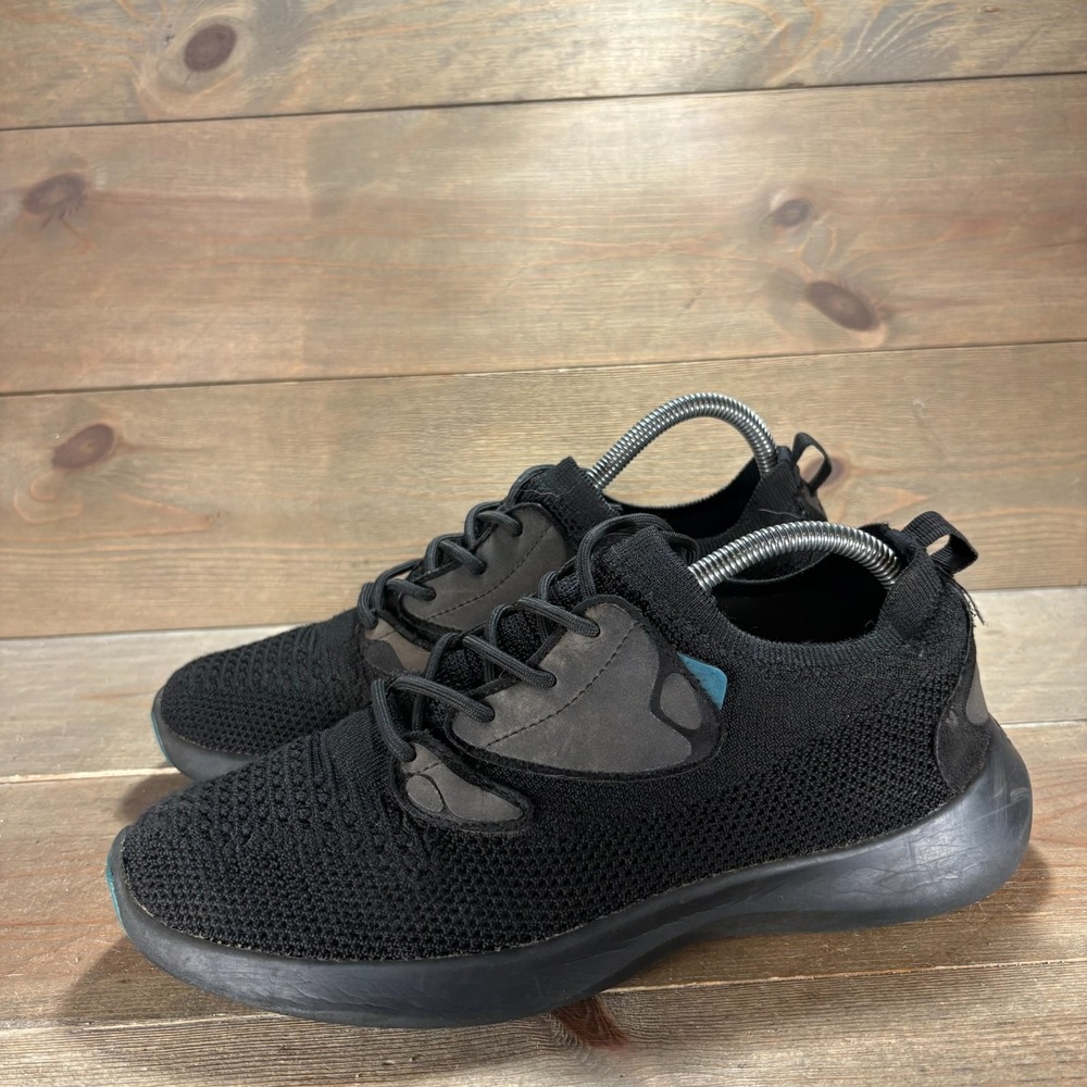 Vessi Everyday 2.0 Womens size 8 shoes Black Waterproof Knit Lace Up sneakers